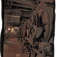 Pigment over platinum Gears at Standstill